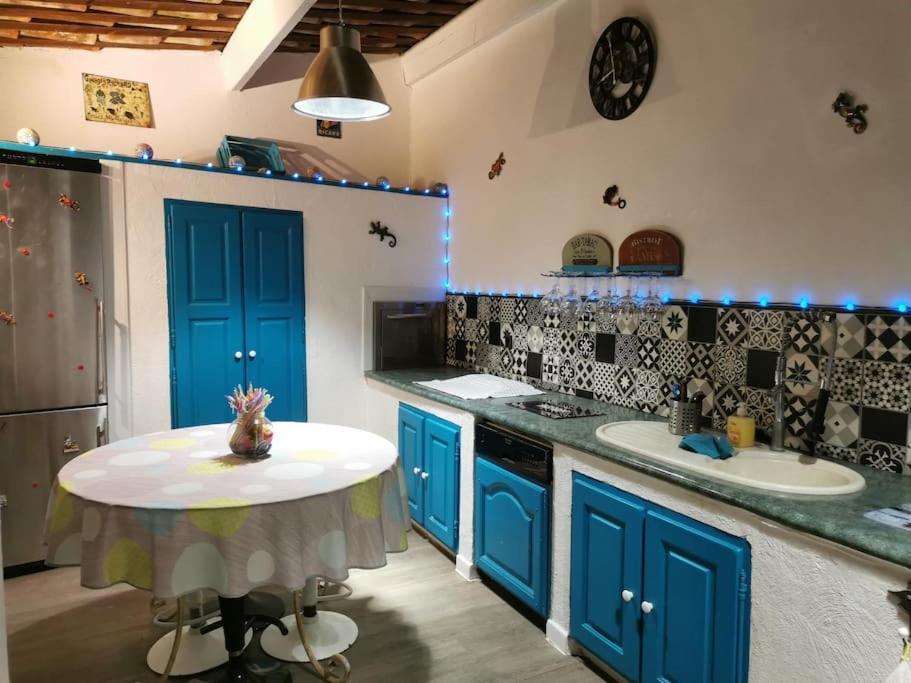 Le Jardin De Mae Apartment Бук-Бел-Ер Екстериор снимка