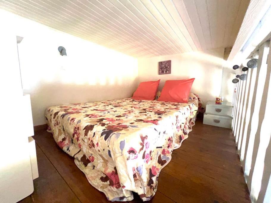 Le Jardin De Mae Apartment Бук-Бел-Ер Екстериор снимка
